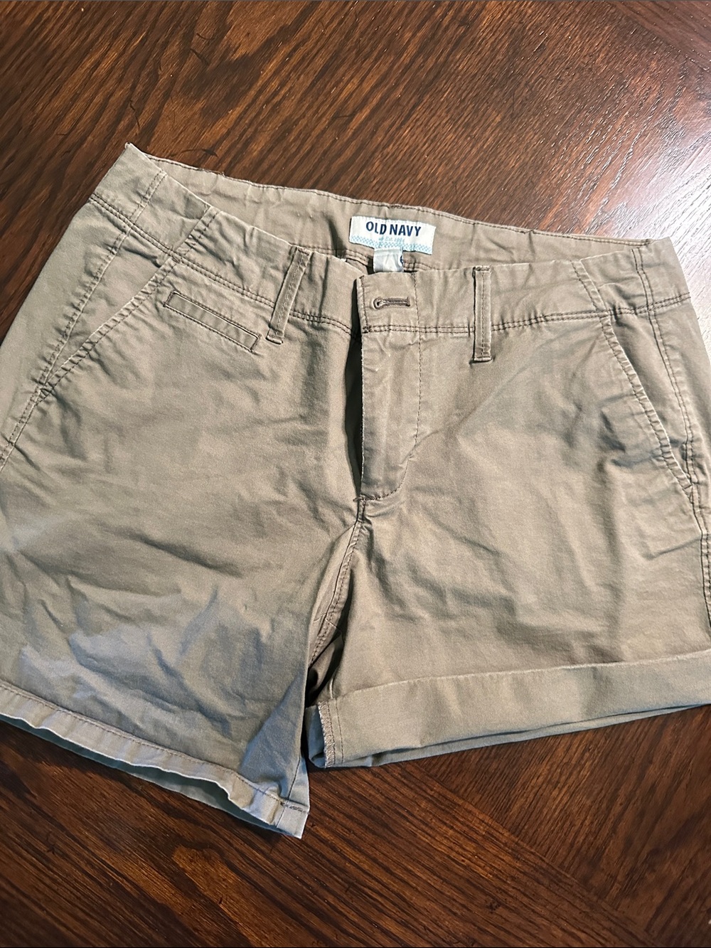 Old Navy Women's army green Shorts